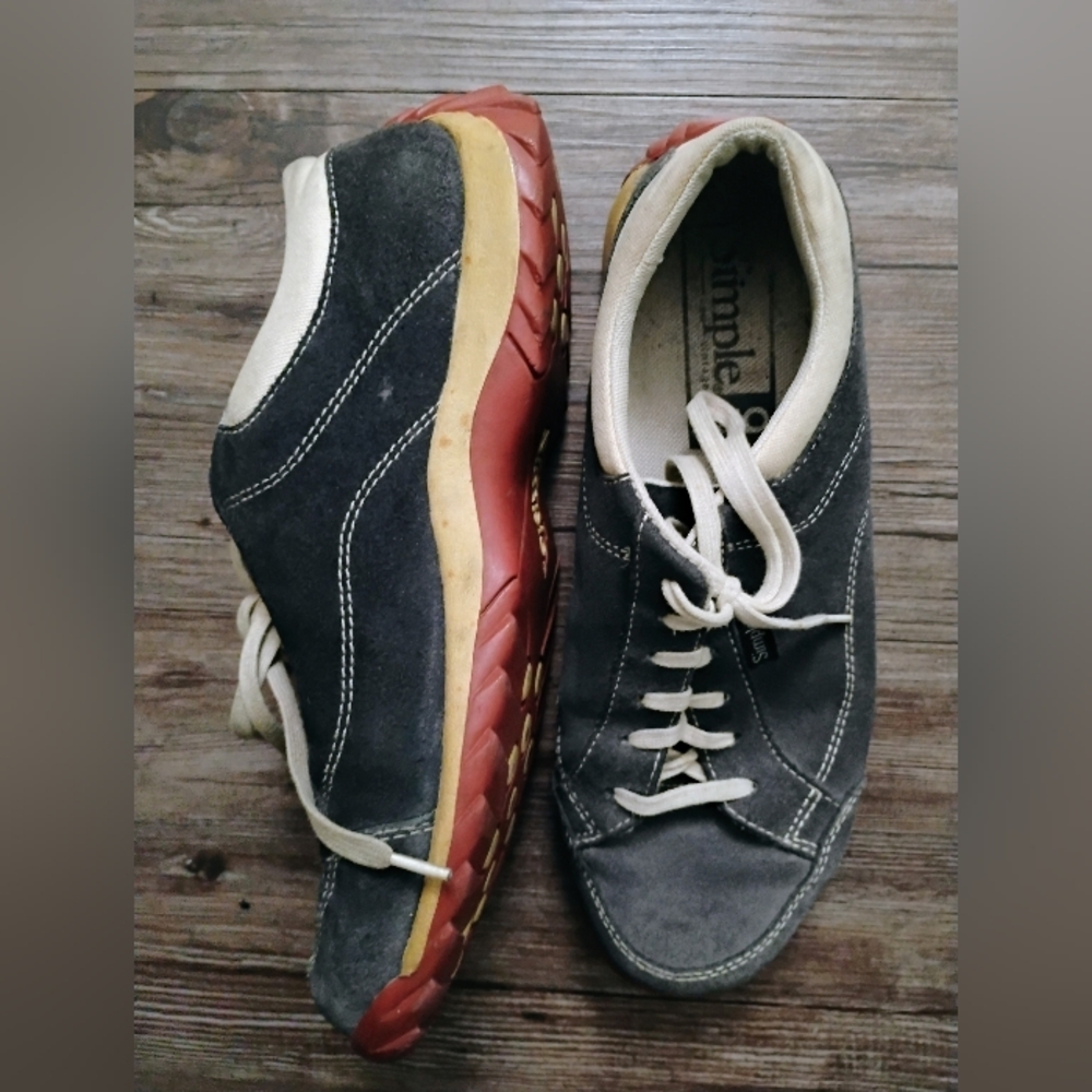 Simple Brand Vintage comfortable lace up sneakers size 9 US - Picture 2 of 4